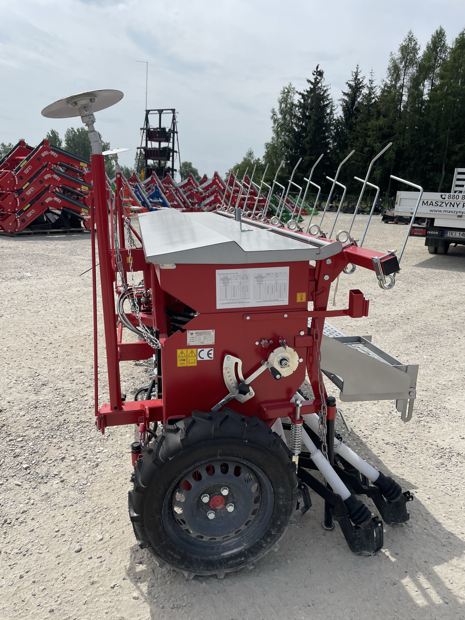 Siewnik Meprozet 3,0 m S 107 znaczniki hydrauliczne + pomost - obrazek 3